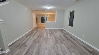 214 Farmington Dr in Harvest, AL - Building Photo - Building Photo