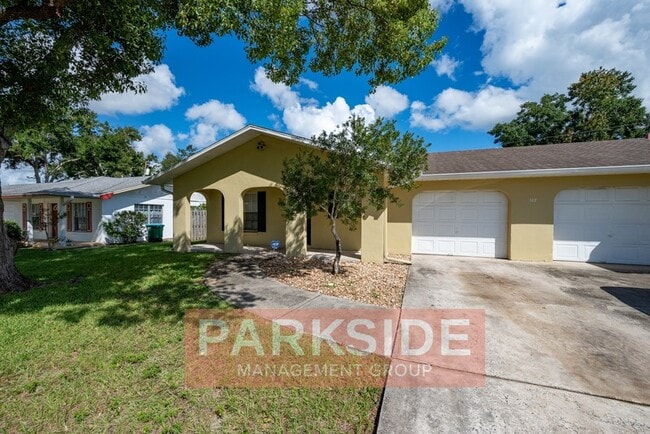 122 Landmark St in Deltona, FL - Building Photo - Building Photo