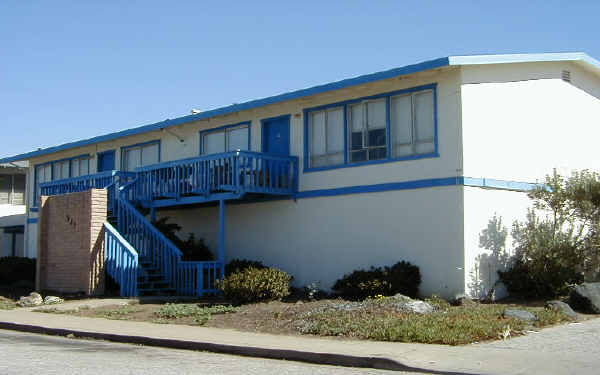 325 Esplanade in Pacifica, CA - Building Photo - Building Photo