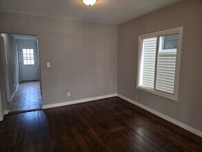 1238 Wayburn St, Unit Lower in Grosse Pointe, MI - Building Photo - Building Photo