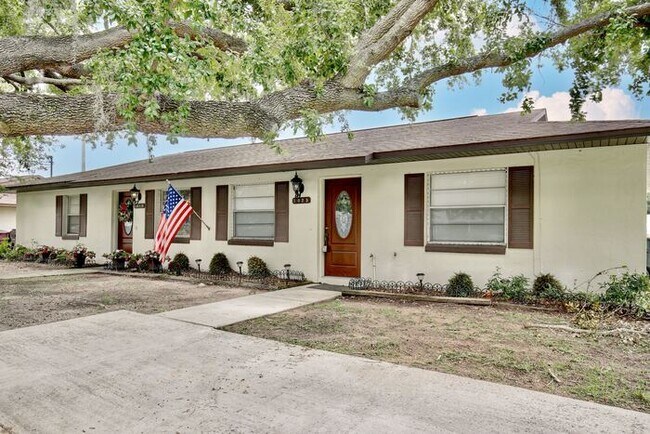 1025 Mississippi Ave in St. Cloud, FL - Building Photo - Building Photo