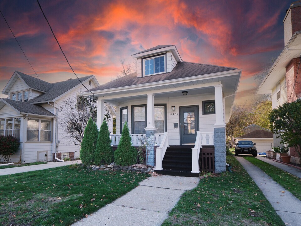 12762 Elm St in Blue Island, IL - Building Photo