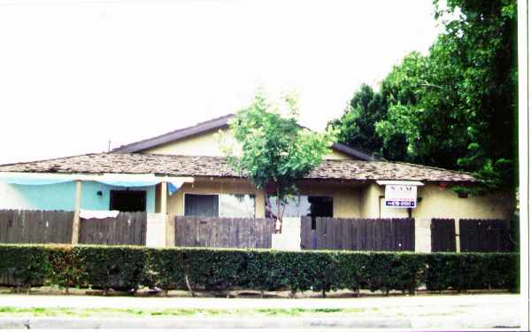 3142 Garnet Ln in Fullerton, CA - Building Photo