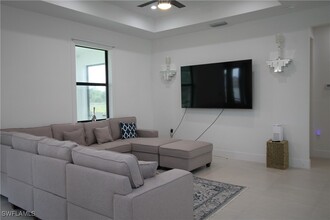 4022 24th Ave NE in Naples, FL - Building Photo - Building Photo
