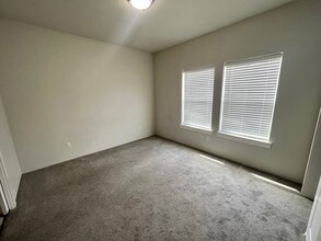 199 Mellecker Way in Medford, OR - Building Photo - Building Photo