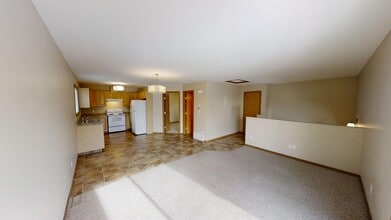 9907-99109 109 Ave in Grande Prairie, AB - Building Photo - Building Photo
