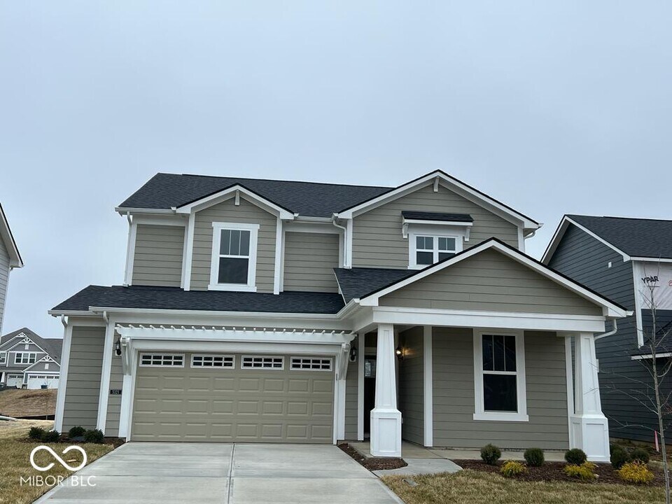 5321 Laurel Crest Run in Noblesville, IN - Building Photo