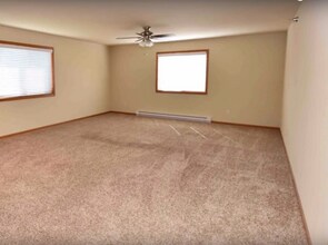 3835 W 6th St in Goodview, MN - Building Photo - Building Photo