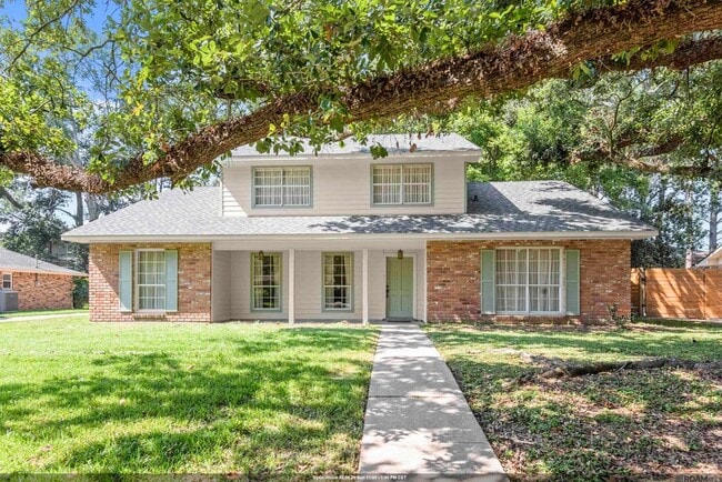 property at 5240 Heritage Dr