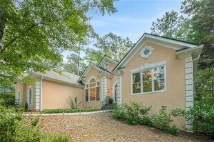 322 Pebble Trail in Alpharetta, GA - Building Photo