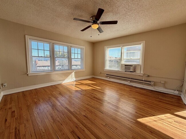 3734-3736 Warwick Blvd in Kansas City, MO - Building Photo - Building Photo