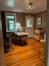 816 Mill Plain Rd, Unit Nice Fairfield apartment in Fairfield, CT - Foto de edificio - Building Photo