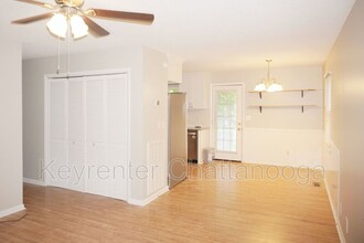 1024 Garnett Ave in Chattanooga, TN - Foto de edificio - Building Photo