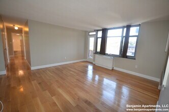 125 Trapelo Rd, Unit 34 in Belmont, MA - Building Photo - Building Photo