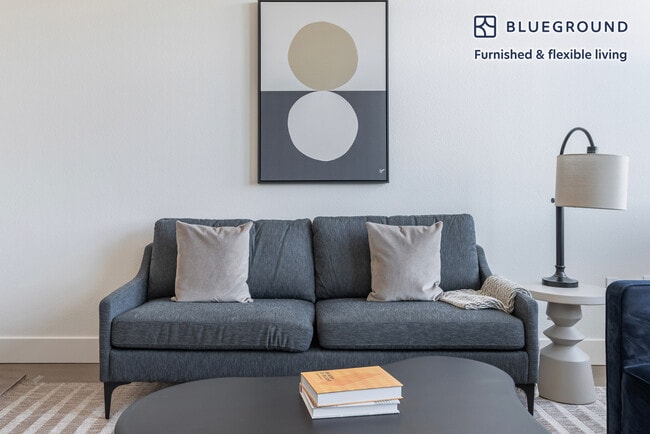 261 El Camino Real in San Carlos, CA - Building Photo - Building Photo