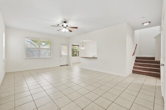 10913 Panther Ct in Houston, TX - Building Photo - Building Photo