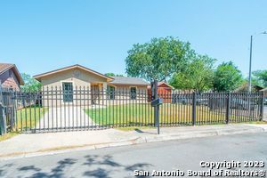 9032 Spanish Cove in San Antonio, TX - Building Photo - Building Photo