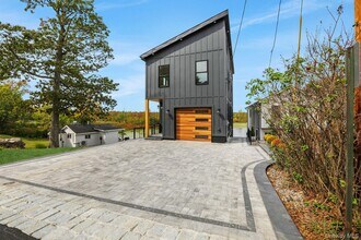 50 Old S Plank Rd in Newburgh, NY - Foto de edificio - Building Photo