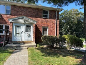 1668 US-9 in Wappingers Falls, NY - Building Photo - Building Photo