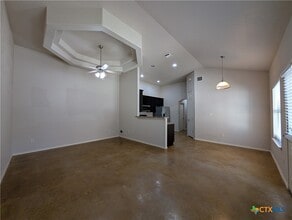 208 Anne Louise Dr in New Braunfels, TX - Building Photo - Building Photo