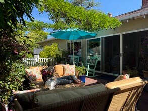 107 Rafael Dr in San Rafael, CA - Building Photo - Building Photo