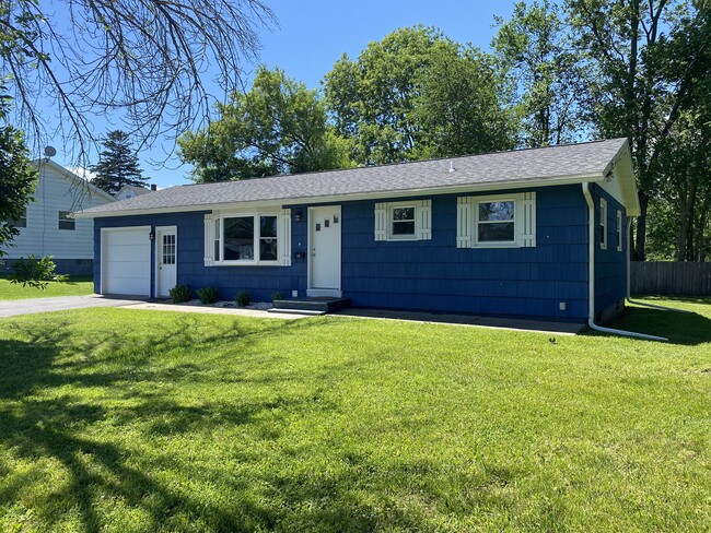 property at 4 1st St