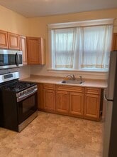 847 Jay St, Unit Second floor in Albany, NY - Building Photo - Building Photo