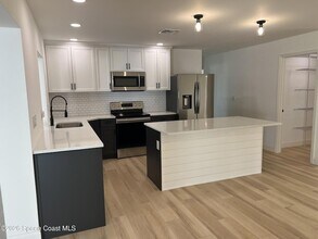 751 Burman Ln NE in Palm Bay, FL - Building Photo - Building Photo