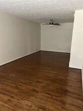 6711 Ascot Ln in Dallas, TX - Building Photo - Building Photo