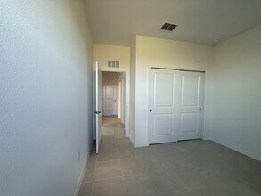 7381 SW 57th Pl in Ocala, FL - Building Photo - Building Photo