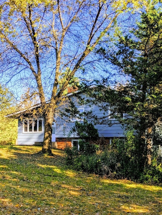 property at 17379 Twin Lakes Rd NW