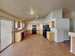 1158 Toro Hills Ct in Henderson, NV - Building Photo - Building Photo