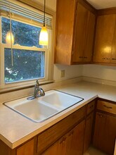 1651 Lathrop Ave, Unit Upper in Racine, WI - Building Photo - Building Photo