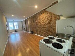 PINEAPPLE STREET in Brooklyn, NY - Building Photo - Building Photo