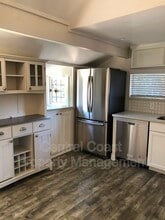 365 Spruce Ave in Pacific Grove, CA - Building Photo - Building Photo