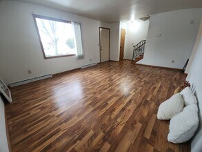 631-633 E Longview Dr in Appleton, WI - Building Photo - Building Photo