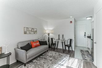 Vivo Living Jacksonville in Jacksonville, FL - Building Photo - Building Photo