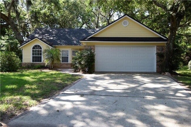 property at 2168 Natures Gate Ct S