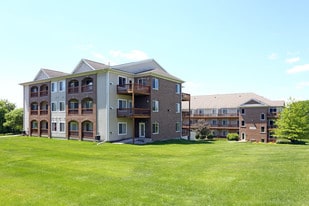 Woodridge Estates in Coralville, IA - Building Photo