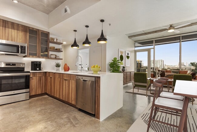 AMLI on 2ND in Austin, TX - Foto de edificio - Building Photo