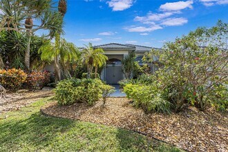 11115 Boca Woods Ln in Boca Raton, FL - Building Photo - Building Photo