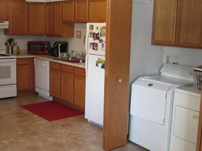 E2512 Spencer Lake Rd in Waupaca, WI - Building Photo - Building Photo