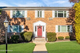 283 Spring St in Red Bank, NJ - Building Photo