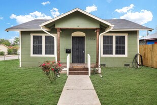 1004 Edison Dr