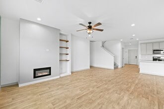 207 William Ln in Arcola, TX - Building Photo - Building Photo