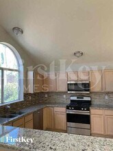 11335 Silver Pheasant Loop in Tucson, AZ - Building Photo - Building Photo