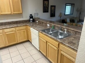 3060 PIRATES RETREAT Ct in Kissimmee, FL - Building Photo - Building Photo