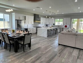 6824 N 14th St in Phoenix, AZ - Building Photo - Building Photo