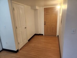 3474 N Brocton Ave in Wasilla, AK - Foto de edificio - Building Photo