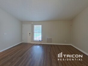 314 Shelley Ln in Locust Grove, GA - Building Photo - Building Photo